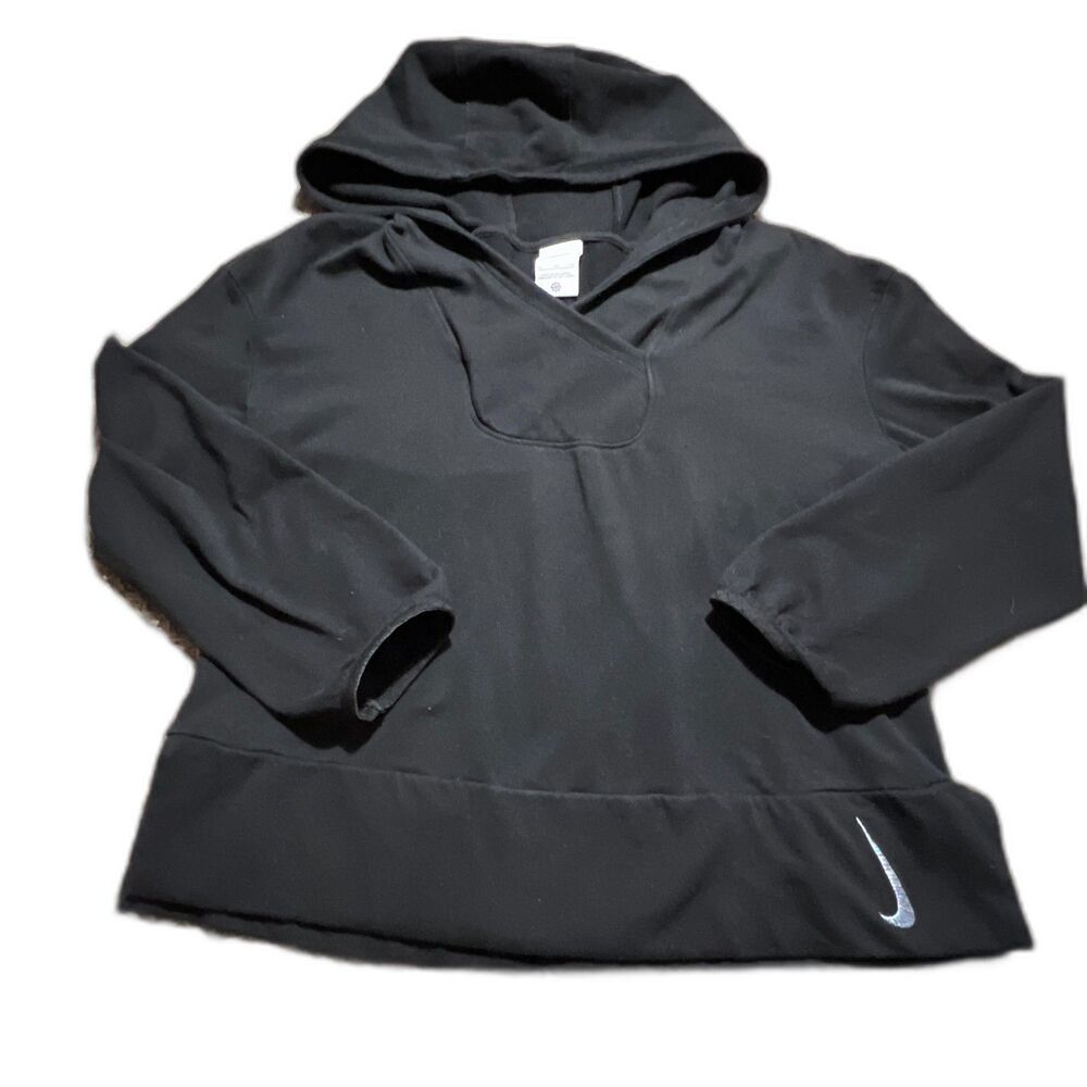 Nike Yoga Long Sleeve Hoodie Girls Size XL Black Crew Neck Comfortable Warm